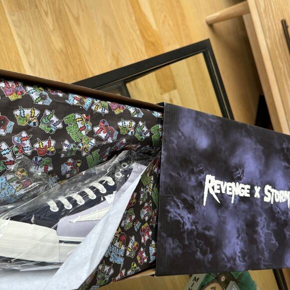 Revenge X Storm Vol. 2 Ні-Тор
Sneakers Lilac Dark Navy Mens Size 11 New in Box - Picture 14 of 14